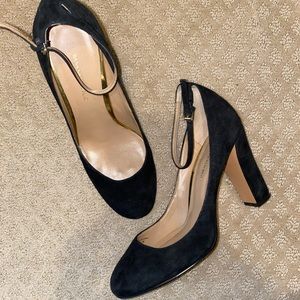 Banana Republic Mary Jane Heels